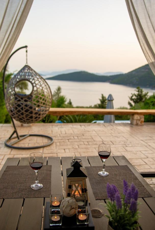 Ionian Diamond Villas Mikros Gialos Exterior photo